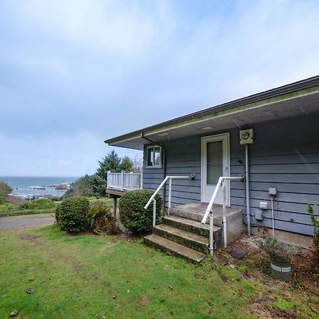 Secluded Oceans Apartment Depoe Bay Exterior photo