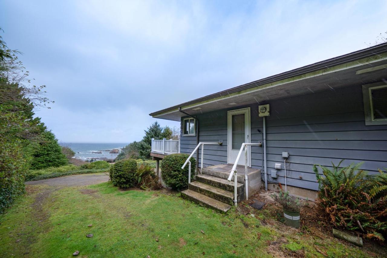 Secluded Oceans Apartment Depoe Bay Exterior photo